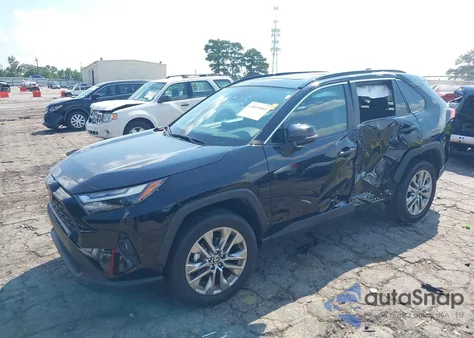 2023 Toyota Rav4 Xle Premium z USA, uszkodzony, nr VIN 2T3C1RFV0PC220425